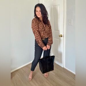 SHEIN Brown and Black Long Sleeve Button Down Blouse M